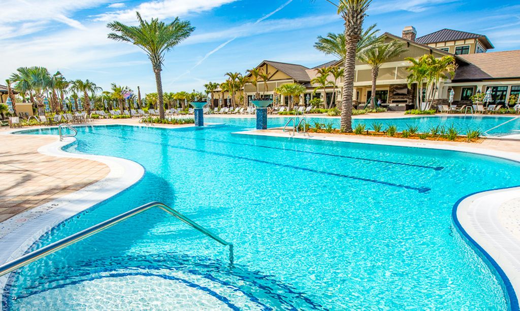 Resort-Style Swimming Pool