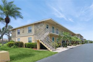401 CHARLEMAGNE BLVD APT 206C, NAPLES, FL