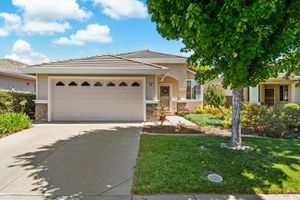 348 TRELLIS LN, VACAVILLE, CA