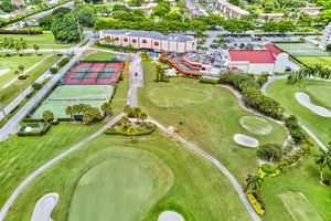 681 S HOLLYBROOK DR 302, PEMBROKE PINES, FL