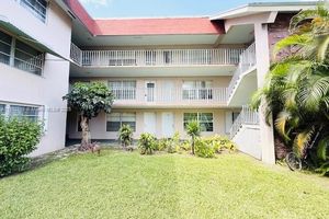 3061 NW 47TH TER 228B, LAUDERDALE LAKES, FL