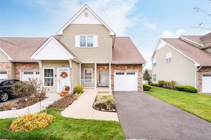 230 IRA RD # 230, MOUNT SINAI, NY