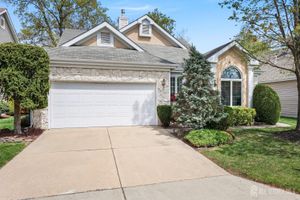 27 DAWSON LN, MONROE, NJ