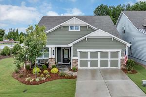 286 HICKORY BLUFFS PKWY, CANTON, GA