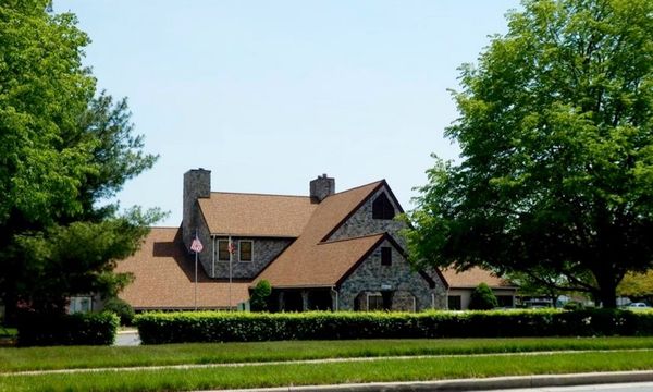 Crestwood Village