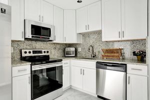 4821 NW 22ND CT 111, LAUDERHILL, FL