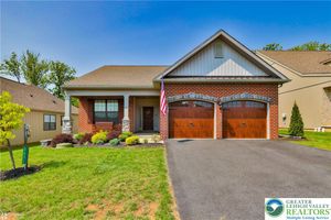 3631 DAYLILY DR, EMMAUS, PA