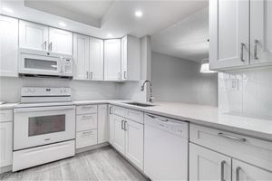 6102 AUGUSTA DR 315, FORT MYERS, FL