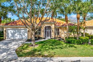 2211 VERO BEACH LN, WEST PALM BEACH, FL
