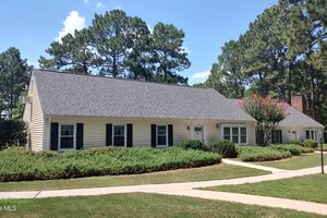 51 VILLAGE GREEN CIR, SOUTHERN PINES, NC