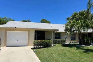 5272 CRYSTAL ANNE DR, WEST PALM BEACH, FL