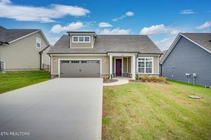 507 CHESTNUT PL, LOUDON, TN