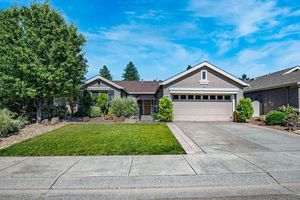 105 CLOVER SPRINGS DR, CLOVERDALE, CA