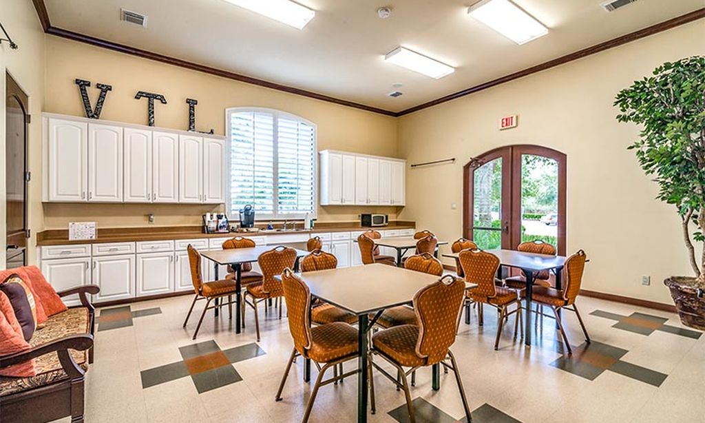 Arts & Crafts Studio