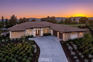 699 WATERFORD CT, PASO ROBLES, CA