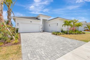 5320 SAINT ARMANDS WAY, WESTLAKE, FL