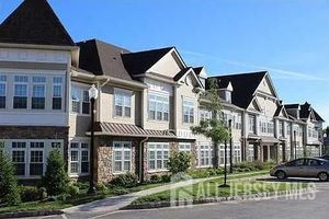 4207 CEDAR VILLAGE BLVD, EAST BRUNSWICK, NJ