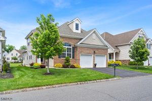 7 BRYANT CT, SOMERSET, NJ