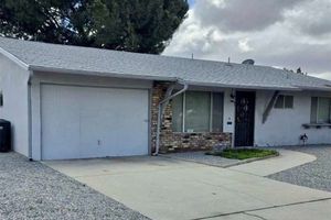 600 S LYON AVE, HEMET, CA