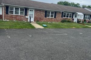 8 MISSOURI CT, MATAWAN, NJ