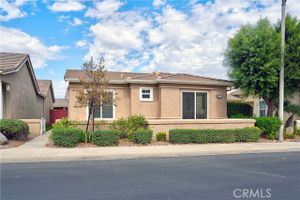 8160 DORAL LN, HEMET, CA