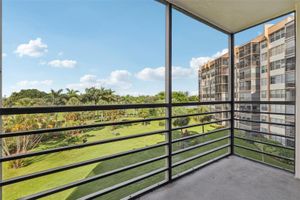 900 SAINT CHARLES PL 420, PEMBROKE PINES, FL