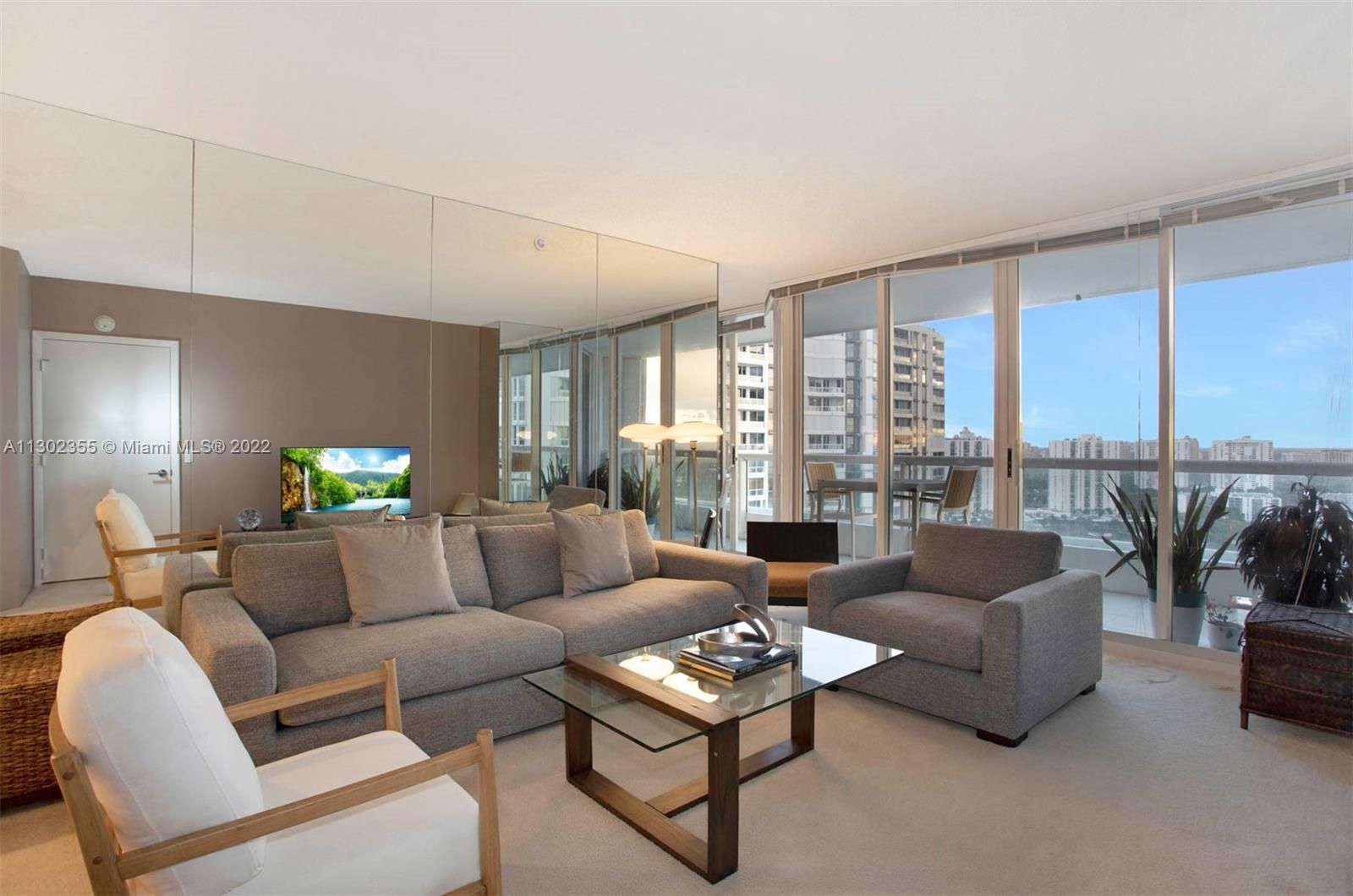 image of property at 21205 Yacht Club Dr 2604