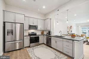 700 MOUNT AIRY TER NE UNIT 205, LEESBURG, VA