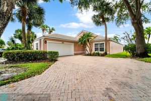 11824 FOUNTAINSIDE CIR, BOYNTON BEACH, FL