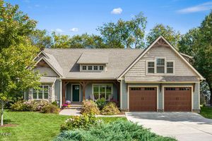 227 AMOHI WAY, LOUDON, TN