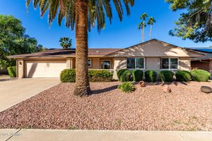 10720 W SARATOGA CIR, SUN CITY, AZ