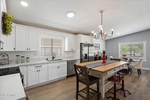 427 S 80TH WAY, MESA, AZ