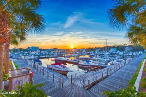 2571 ST JAMES DR # D-19, SOUTHPORT, NC