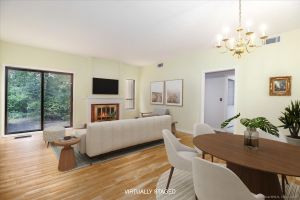 21 HERITAGE CIR B, SOUTHBURY, CT
