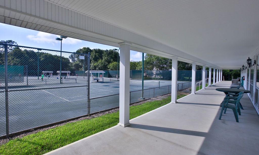 Tennis Club Patio