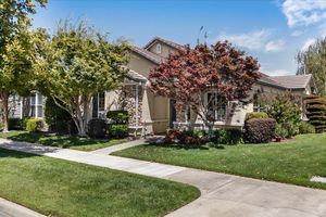 1676 CALHOUN AVE, RIPON, CA