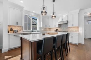4 PIONEER RD # 4, FRAMINGHAM, MA