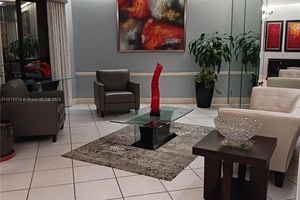 1000 SAINT CHARLES PL L2, PEMBROKE PINES, FL