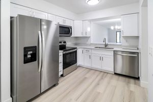 7270 ASHFORD PL APT 106, DELRAY BEACH, FL