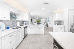 9187 NORTE LAGO APT 5B, BOCA RATON, FL