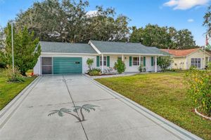 2215 ORKNEY DR, LEESBURG, FL