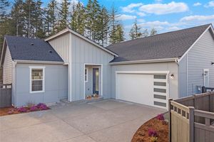 33521 DOUGLAS AVE SE, BLACK DIAMOND, WA