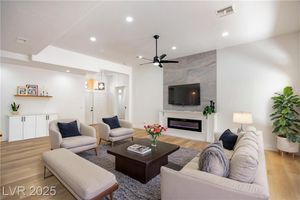 10405 JUNCTION HILL DR, LAS VEGAS, NV