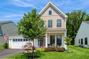 134 GRANDVIEW CIR, FARMINGDALE, NJ