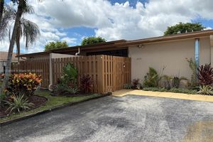 2050 SW 24TH CIR, BOYNTON BEACH, FL
