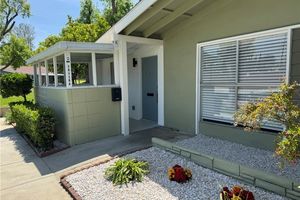 19110 AVENUE OF THE OAKS D, NEWHALL, CA