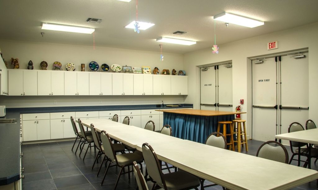 Arts & Crafts Studio