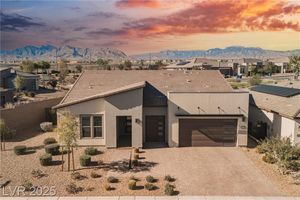 10023 CHRYSOLITE PL, LAS VEGAS, NV
