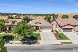 5900 RIVER BIRCH DR, BAKERSFIELD, CA