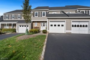 16 GALWAY DR, MENDHAM, NJ